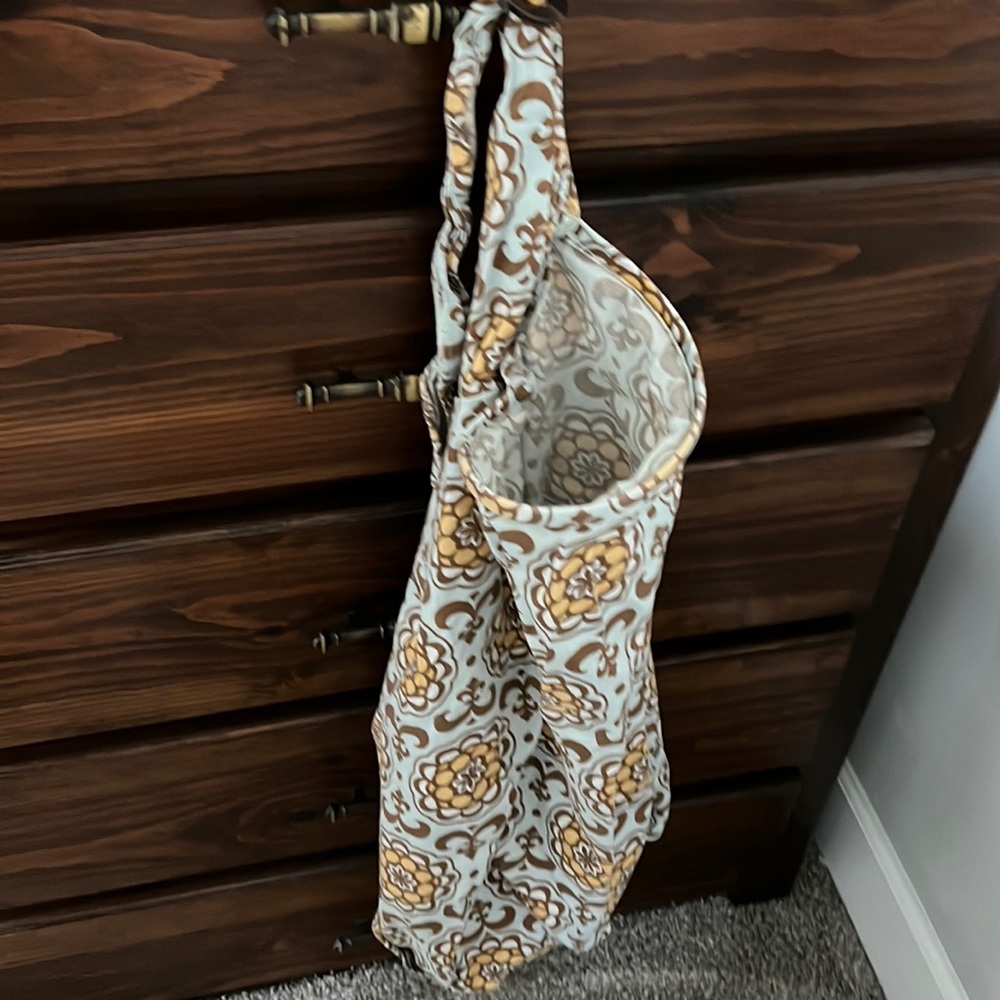 Breastfeeding cover
